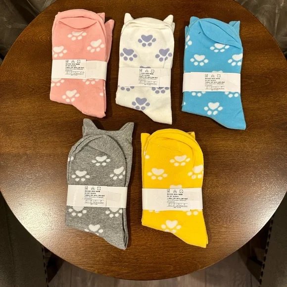 Animal Print Socks - Picture 2 of 2